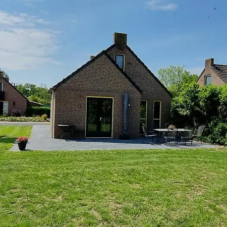 Vakantiewoning Maas En Waal 277 Semesterbostad *