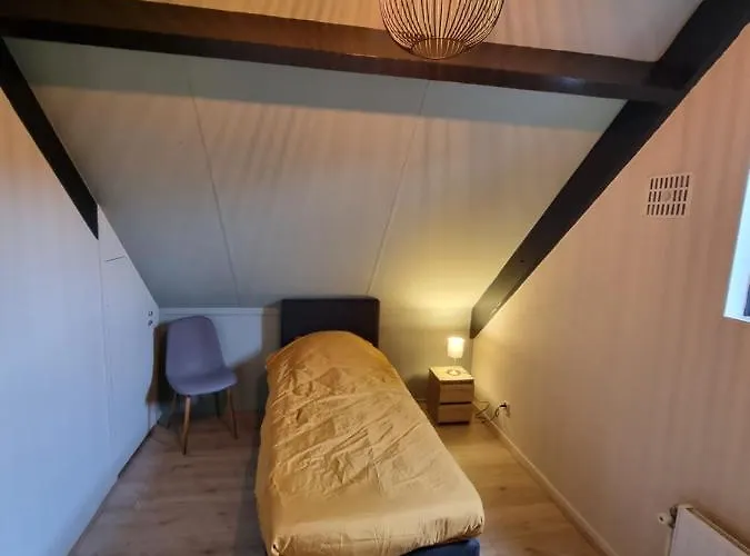 別荘 Vakantiewoning Maas En Waal 277 *